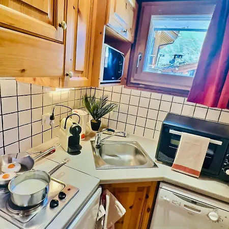 Chaleureux Proche Centre Et Pistes, - Fr-1-411-200 Apartment *
